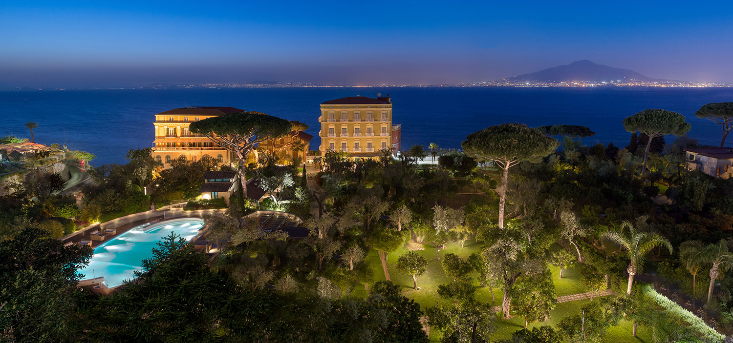 Grand Hotel Excelsior Vittoria Winged Boots